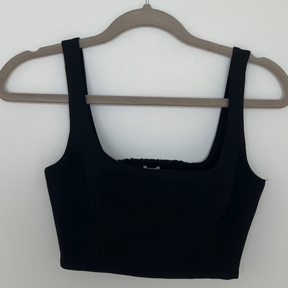 Aritzia Wilfred black Crop side zipper XS